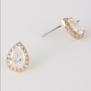 Tear Drop Crystal Earrings